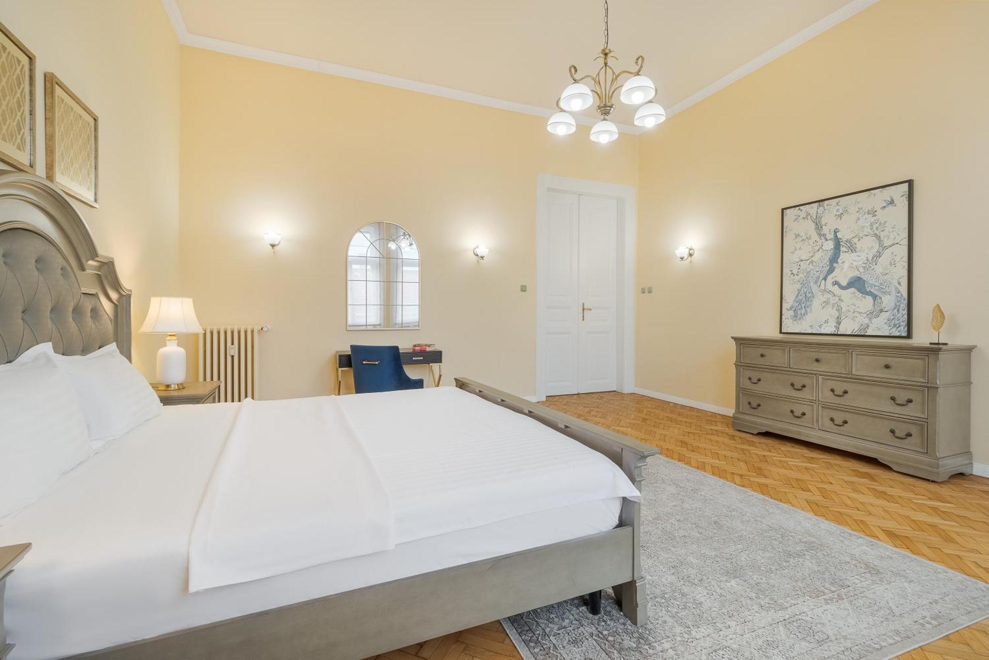 Royal Experience At Stern Palace Oradea Dış mekan fotoğraf